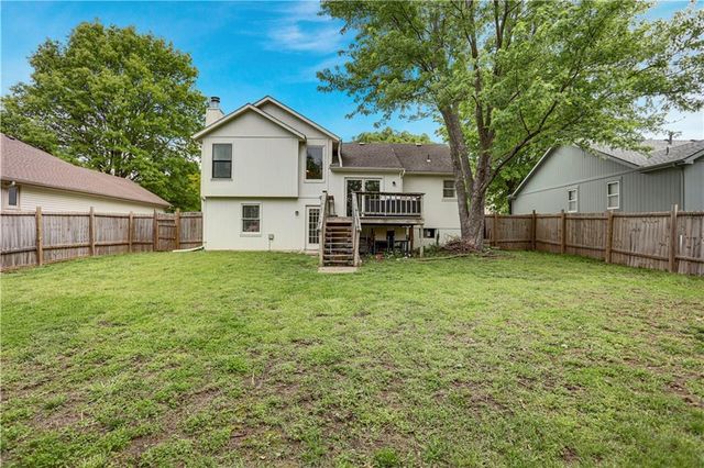 7903 Spring Valley Road, Belton, MO 64012