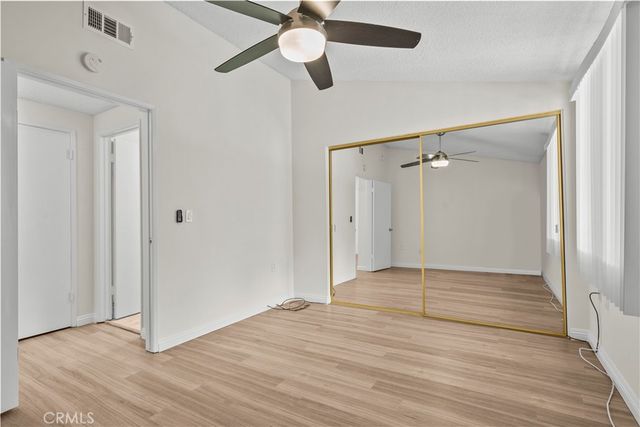 19156 Avenue Of The Oaks B, Newhall, CA 91321