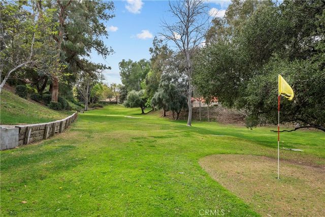 19156 Avenue Of The Oaks B, Newhall, CA 91321