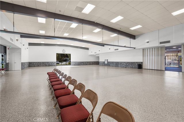 19156 Avenue Of The Oaks B, Newhall, CA 91321
