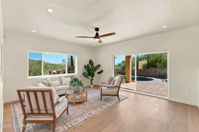 4281 N Wilmot Road, Tucson, AZ 85750