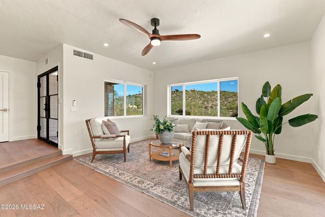 4281 N Wilmot Road, Tucson, AZ 85750