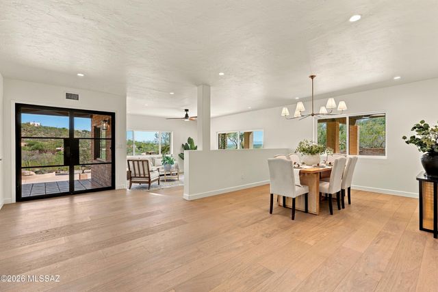 4281 N Wilmot Road, Tucson, AZ 85750
