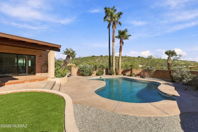 4281 N Wilmot Road, Tucson, AZ 85750