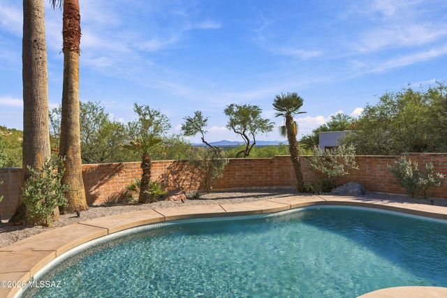 4281 N Wilmot Road, Tucson, AZ 85750