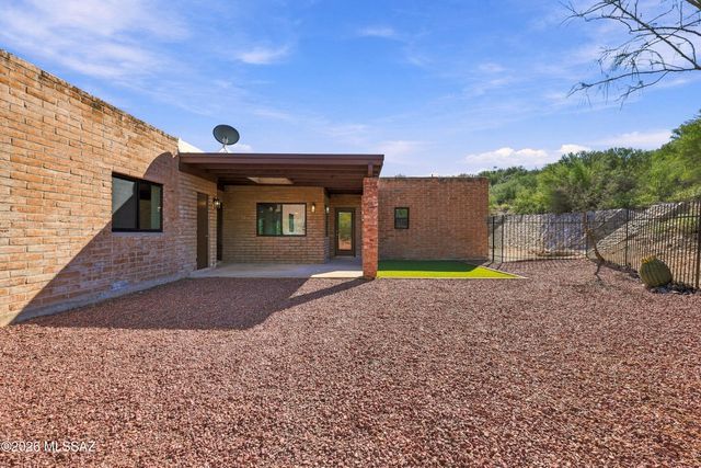 4281 N Wilmot Road, Tucson, AZ 85750