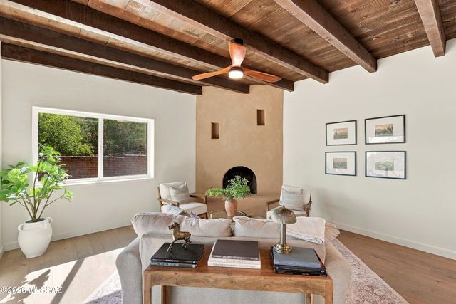 4281 N Wilmot Road, Tucson, AZ 85750