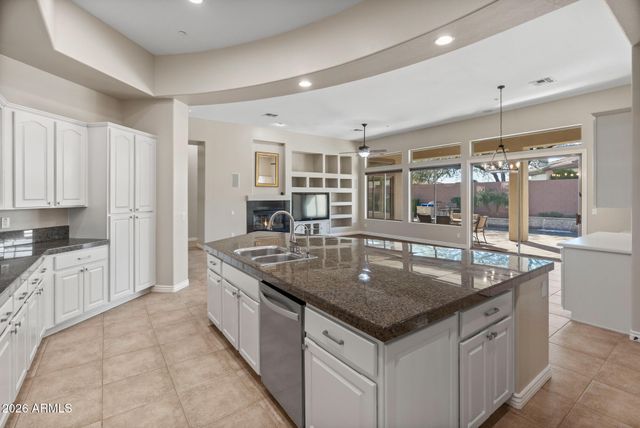 42420 N BACK CREEK Way, Anthem, AZ 85086