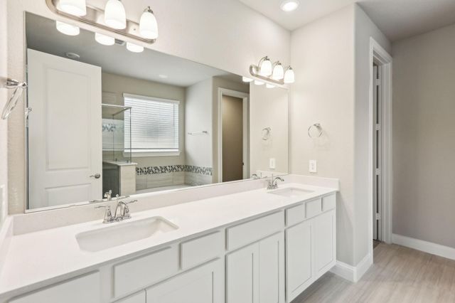 2823 Clapbread Lane, Rosenberg, TX 77471