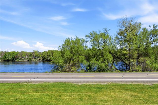 660 Riverview Drive 560, Monticello, MN 55362