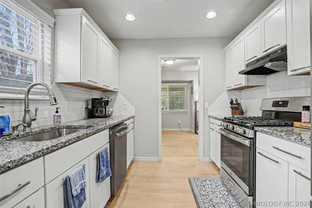 2516 W Broadway Street, Broken Arrow, OK 74012