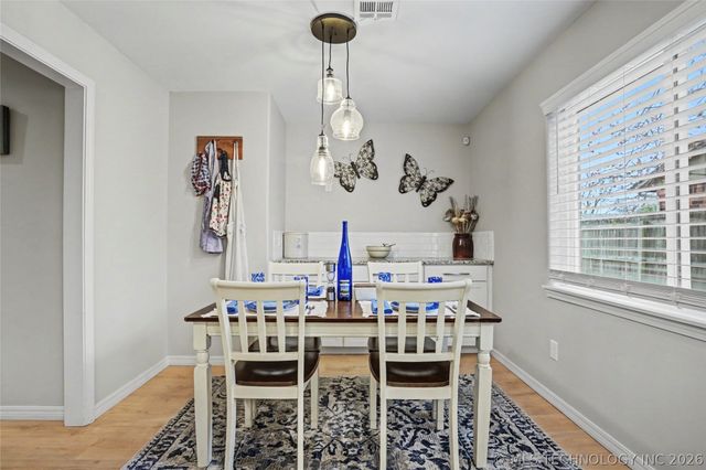 2516 W Broadway Street, Broken Arrow, OK 74012