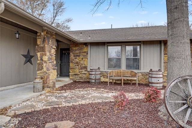 2516 W Broadway Street, Broken Arrow, OK 74012