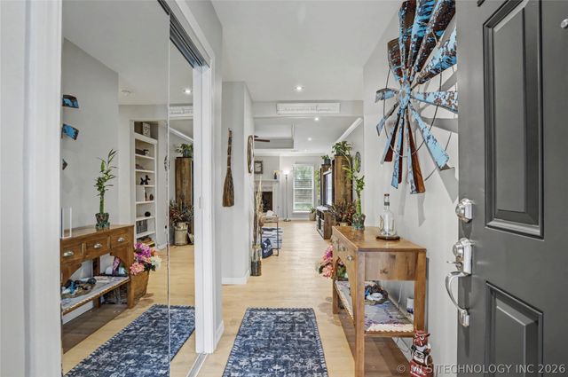 2516 W Broadway Street, Broken Arrow, OK 74012