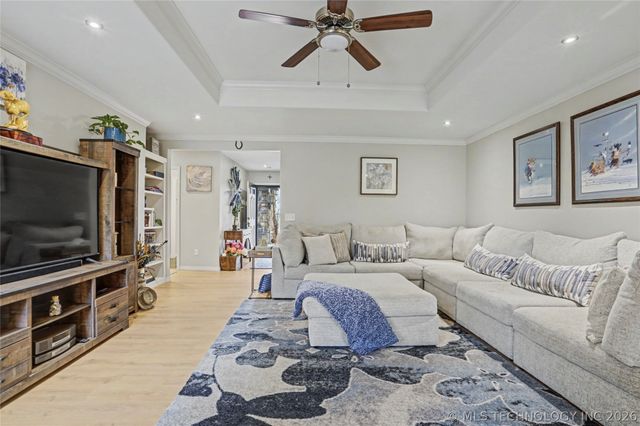 2516 W Broadway Street, Broken Arrow, OK 74012