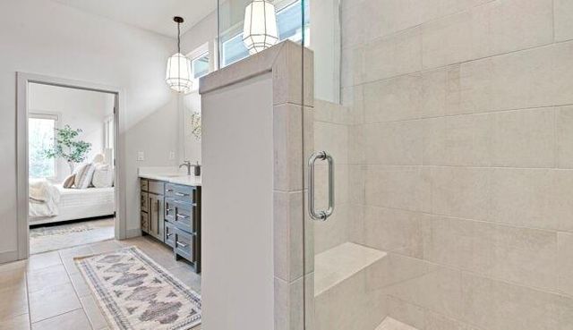 22077 W 99th Terrace, Lenexa, KS 66220