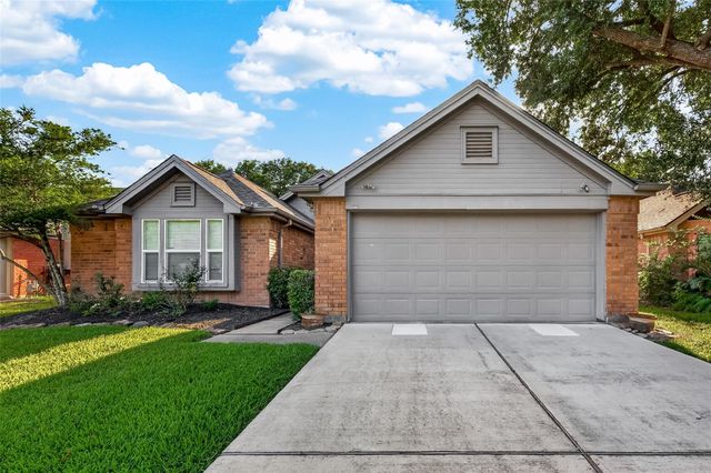 818 Maple Branch Lane, Pearland, TX 77584