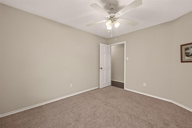 818 Maple Branch Lane, Pearland, TX 77584