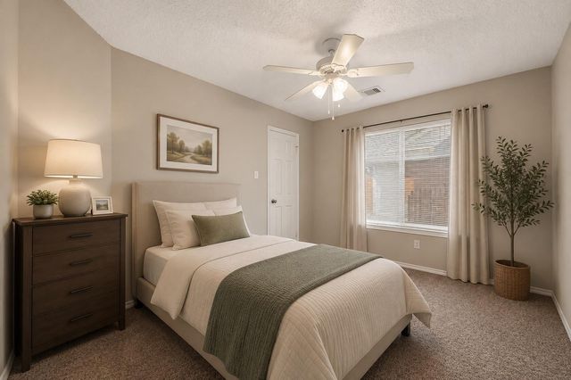 818 Maple Branch Lane, Pearland, TX 77584