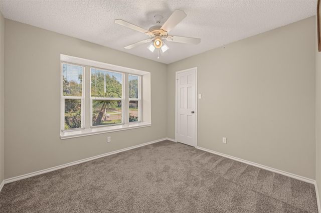 818 Maple Branch Lane, Pearland, TX 77584