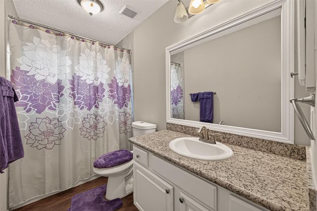 818 Maple Branch Lane, Pearland, TX 77584