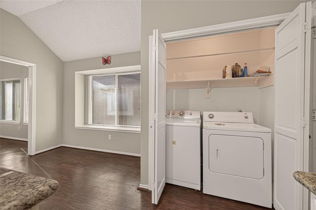 818 Maple Branch Lane, Pearland, TX 77584