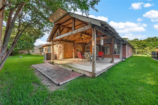 818 Maple Branch Lane, Pearland, TX 77584