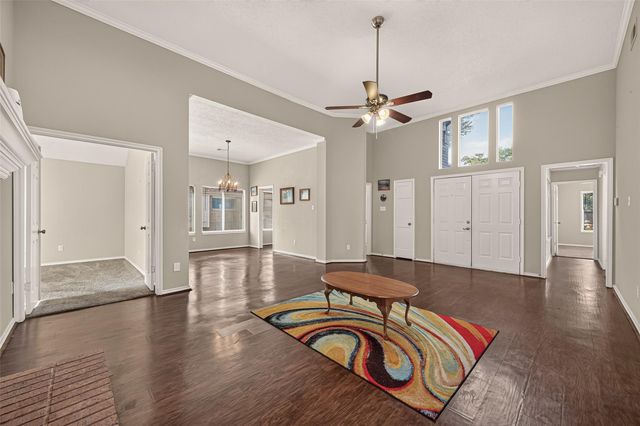 818 Maple Branch Lane, Pearland, TX 77584