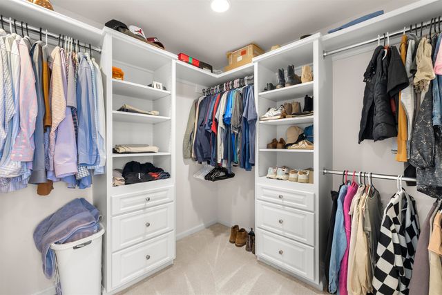 2797 FOX CREEK DR, Germantown, TN 38138