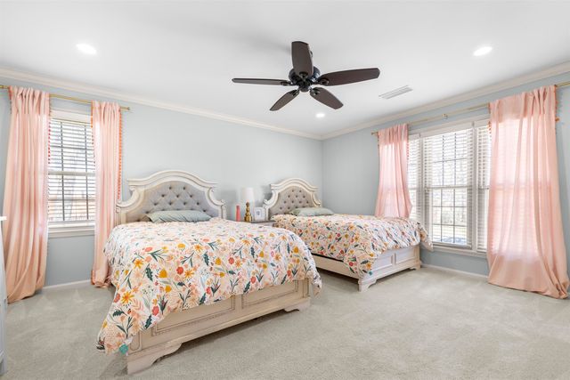 2797 FOX CREEK DR, Germantown, TN 38138