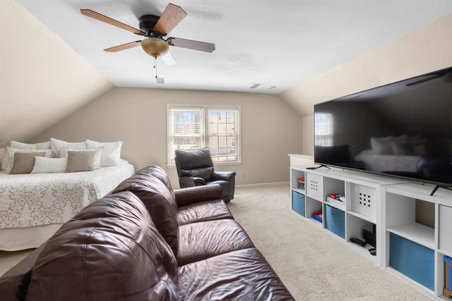 2797 FOX CREEK DR, Germantown, TN 38138