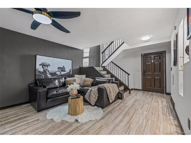 7900 W Layton Ave 810, Littleton, CO 80123