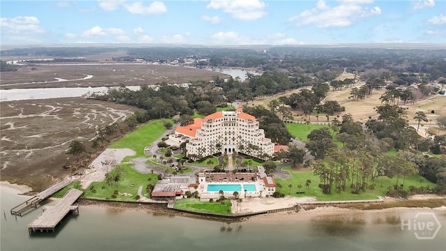 700 Wilmington Island Road 201, Savannah, GA 31410