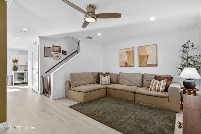 1110 SCHEIDEL Court, Atlantic Beach, FL 32233