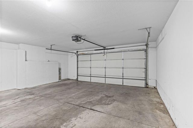 5245 Overland Drive A21, Lawrence, KS 66049