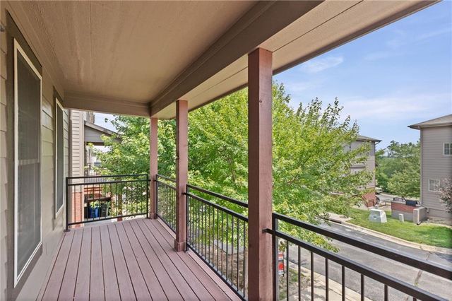 5245 Overland Drive A21, Lawrence, KS 66049