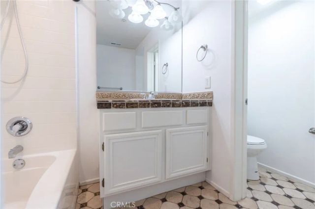 6 Harvest Point, Aliso Viejo, CA 92656