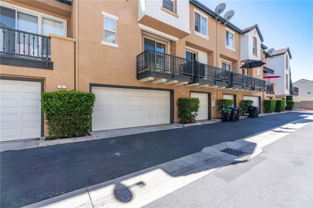 6 Harvest Point, Aliso Viejo, CA 92656