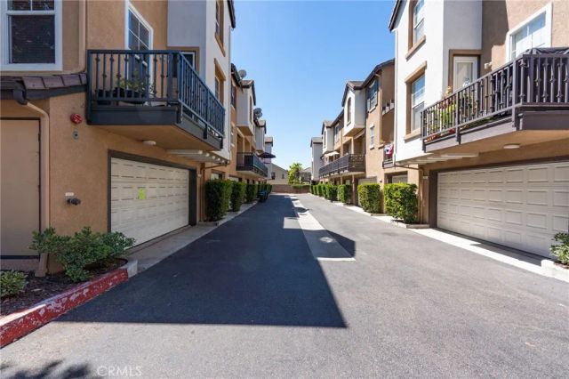 6 Harvest Point, Aliso Viejo, CA 92656