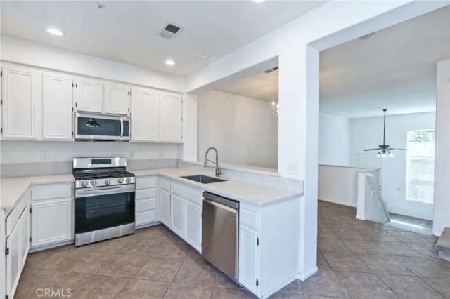 6 Harvest Point, Aliso Viejo, CA 92656