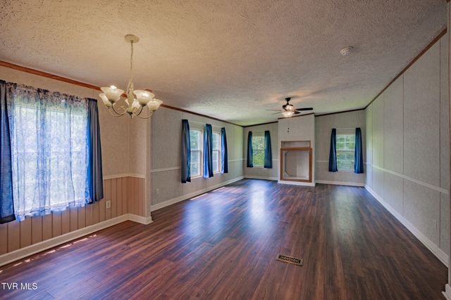 4035 Ridge Road, Kingsport, TN 37660