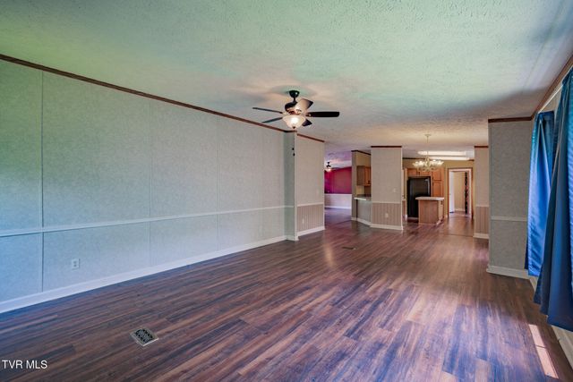 4035 Ridge Road, Kingsport, TN 37660