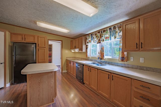4035 Ridge Road, Kingsport, TN 37660