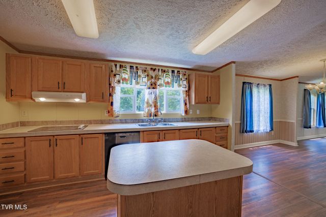 4035 Ridge Road, Kingsport, TN 37660