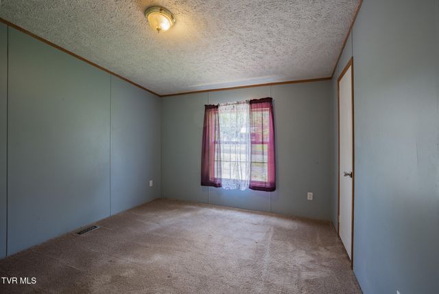 4035 Ridge Road, Kingsport, TN 37660