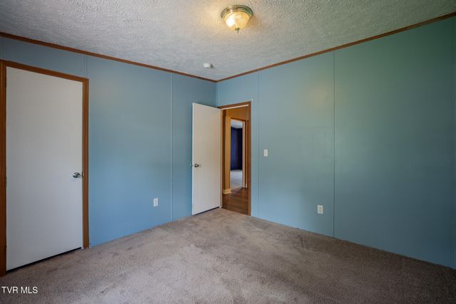 4035 Ridge Road, Kingsport, TN 37660