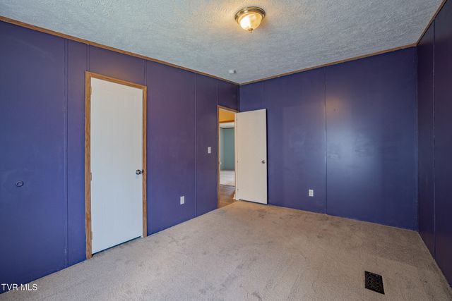 4035 Ridge Road, Kingsport, TN 37660