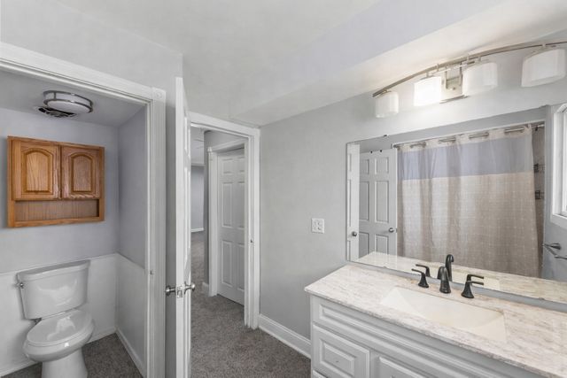 916 Barber Lane, Joliet, IL 60435