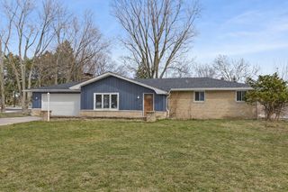 916 Barber Lane, Joliet, IL 60435