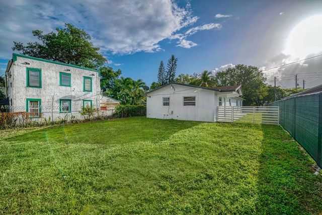 5037 NW 5th Ave ., Miami, FL 33127